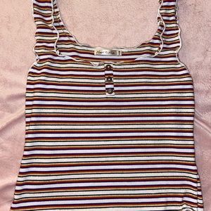 Basic ruffled end crop top